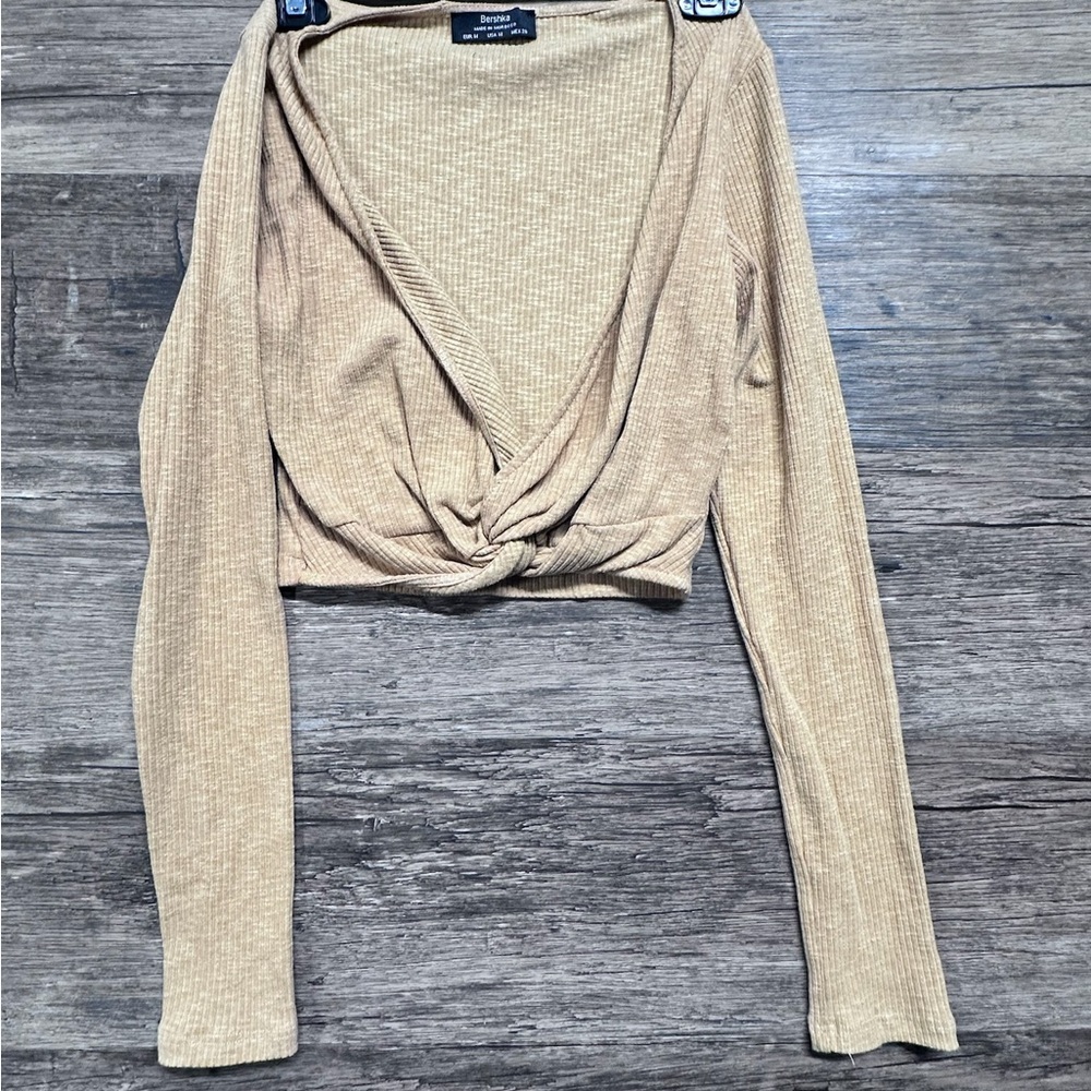 Bershka Tan Crop Top with Cream Long Sleeves and Tie Front